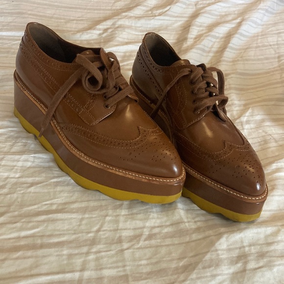 COPY - Prada platform oxfords - Picture 1 of 7